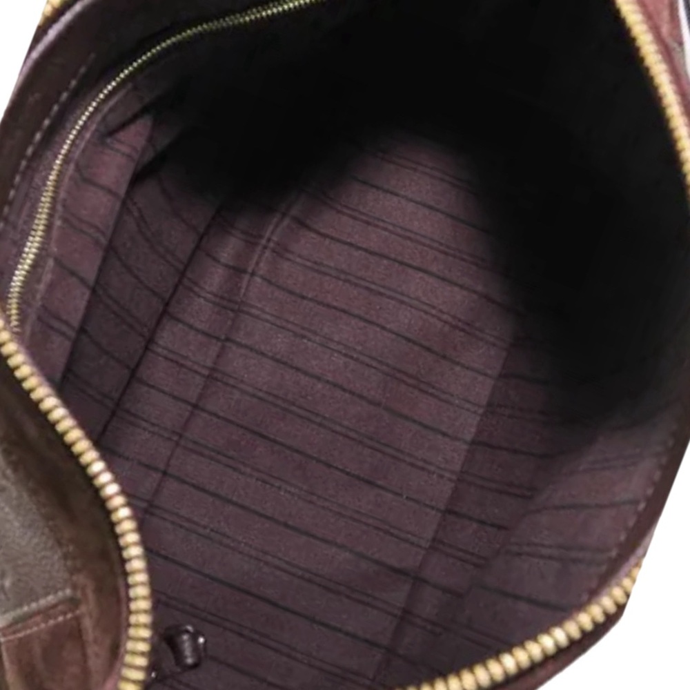 Louis Vuitton Brown Shoulder Bag - Picture 7 of 10